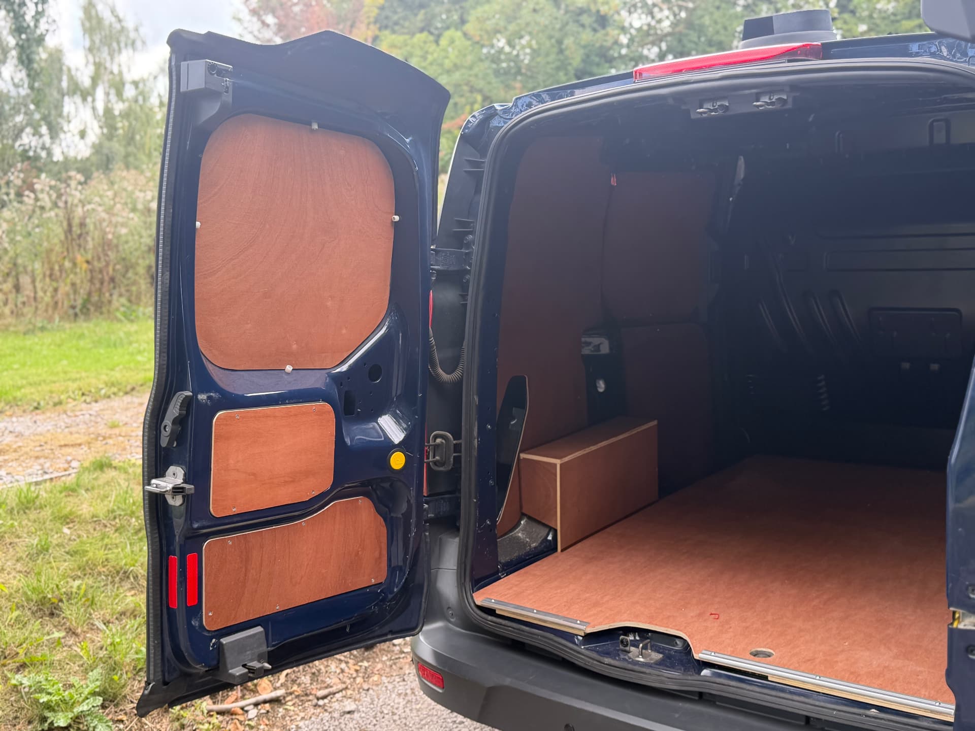 2016 Ford Transit Connect 200 — photo 15 of 23