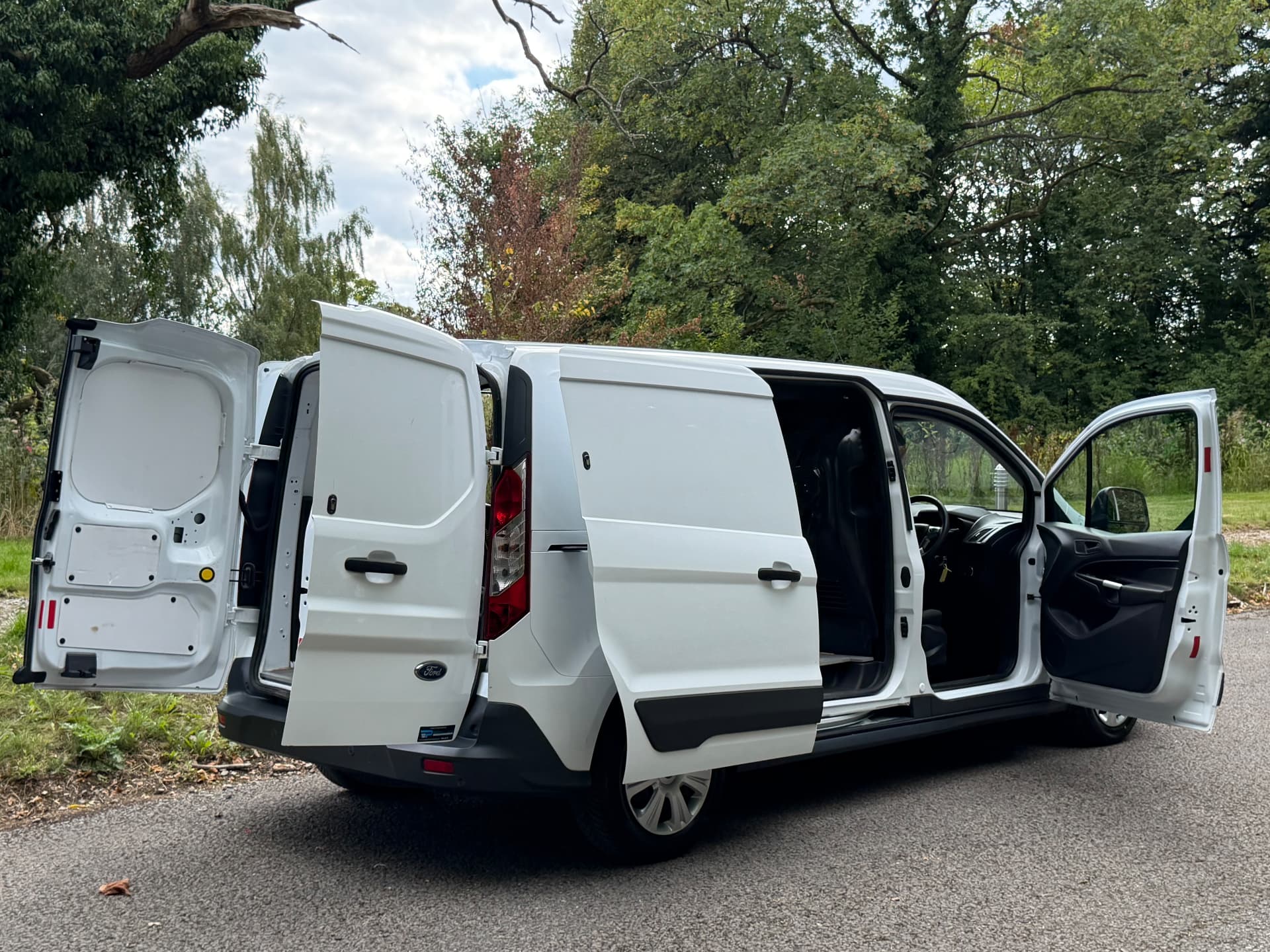 2018 Ford Transit Connect 240 Trend — photo 23 of 24