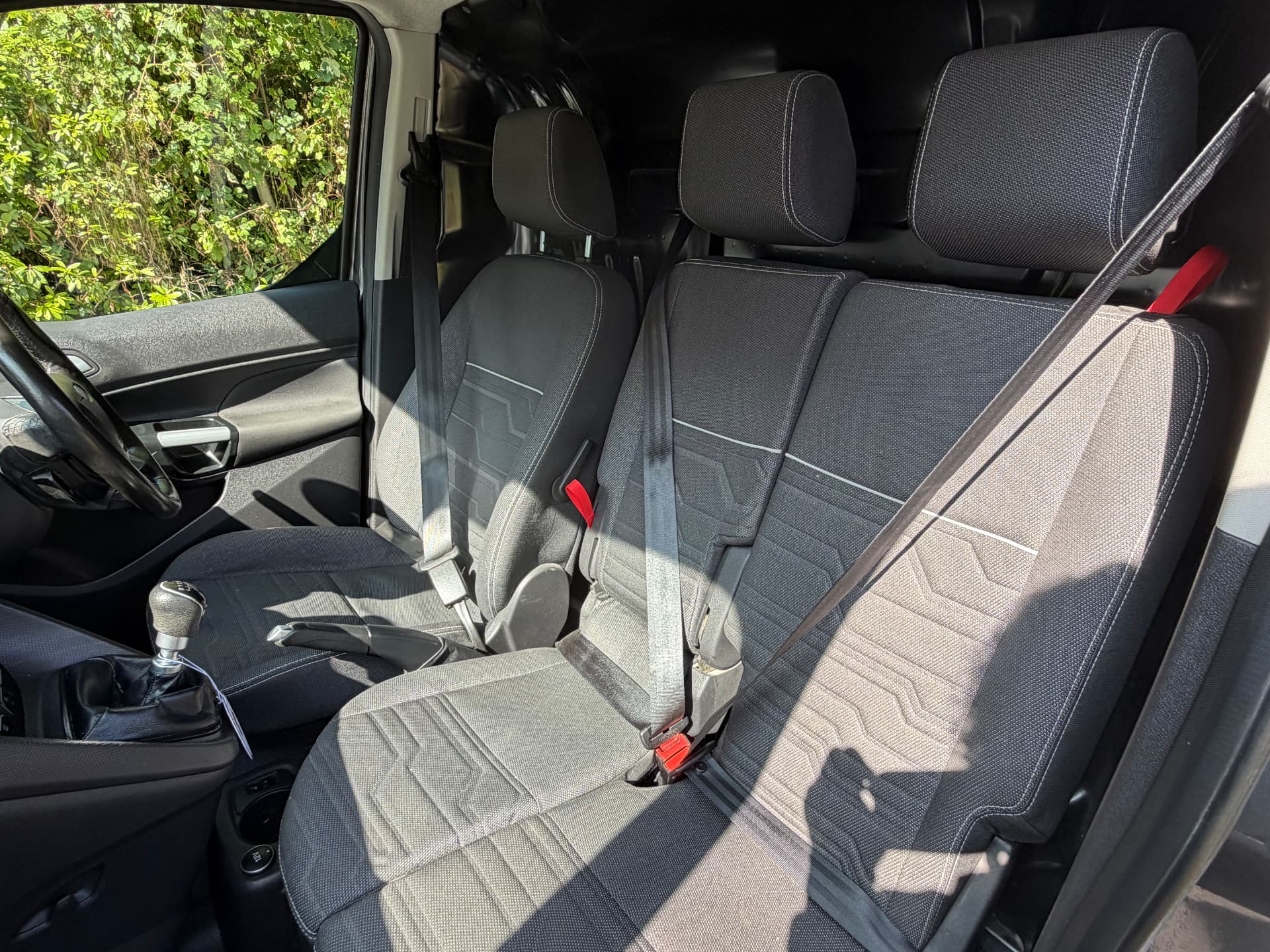 2017 Ford Transit Connect 200 Trend — photo 13 of 20