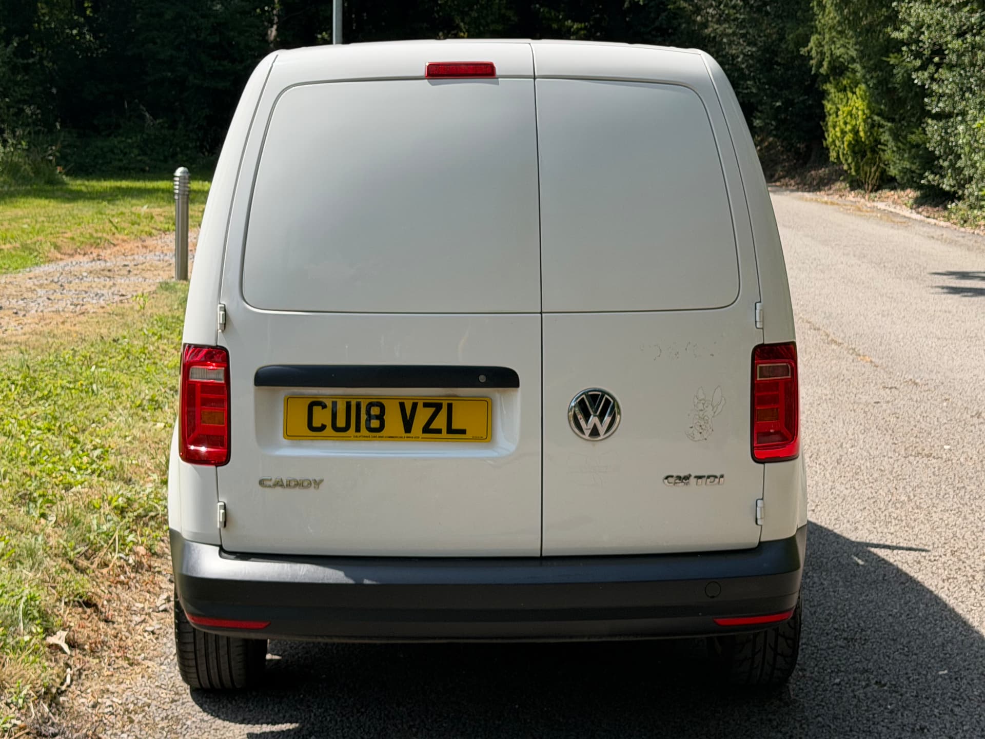 2018 Volkswagen Caddy C20 TDI — photo 5 of 18