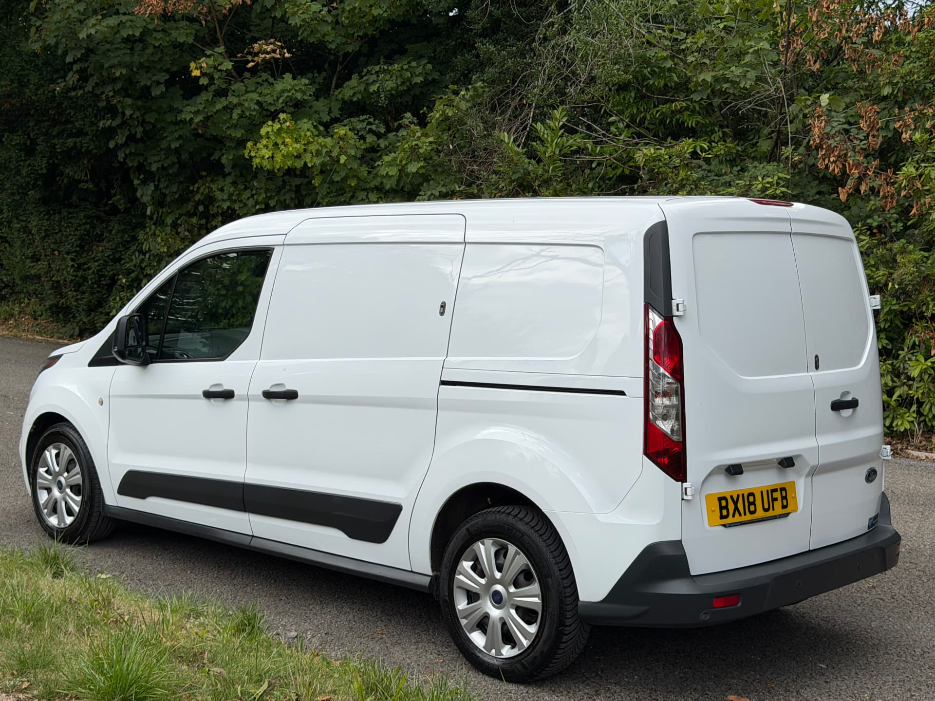 2018 Ford Transit Connect 240 Trend — photo 9 of 24