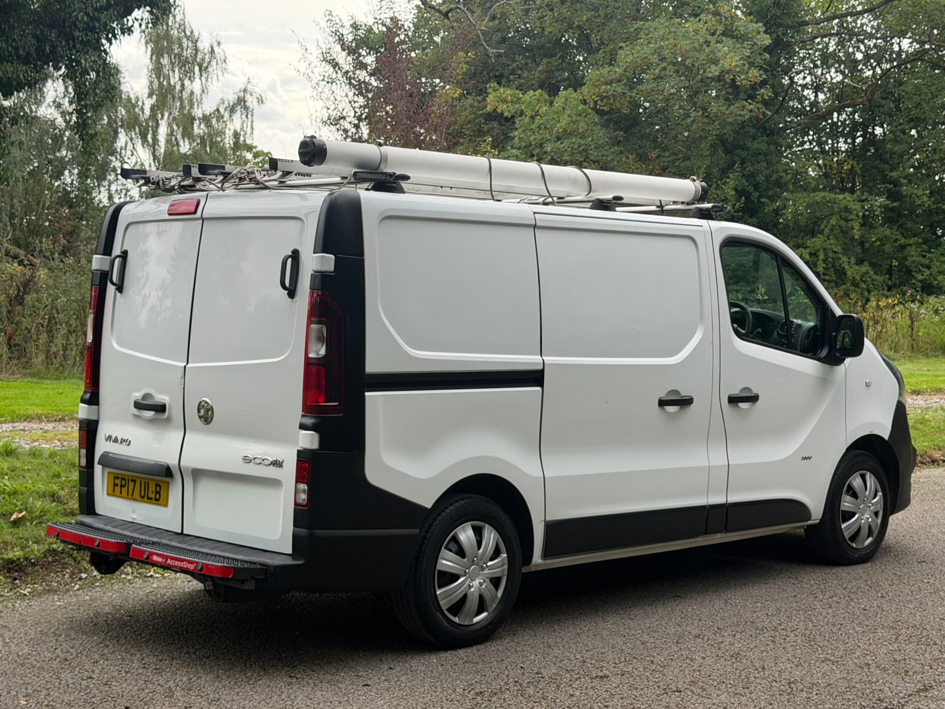 2017 Vauxhall Vivaro 2900 Sportive ecoFLEX — photo 6 of 18