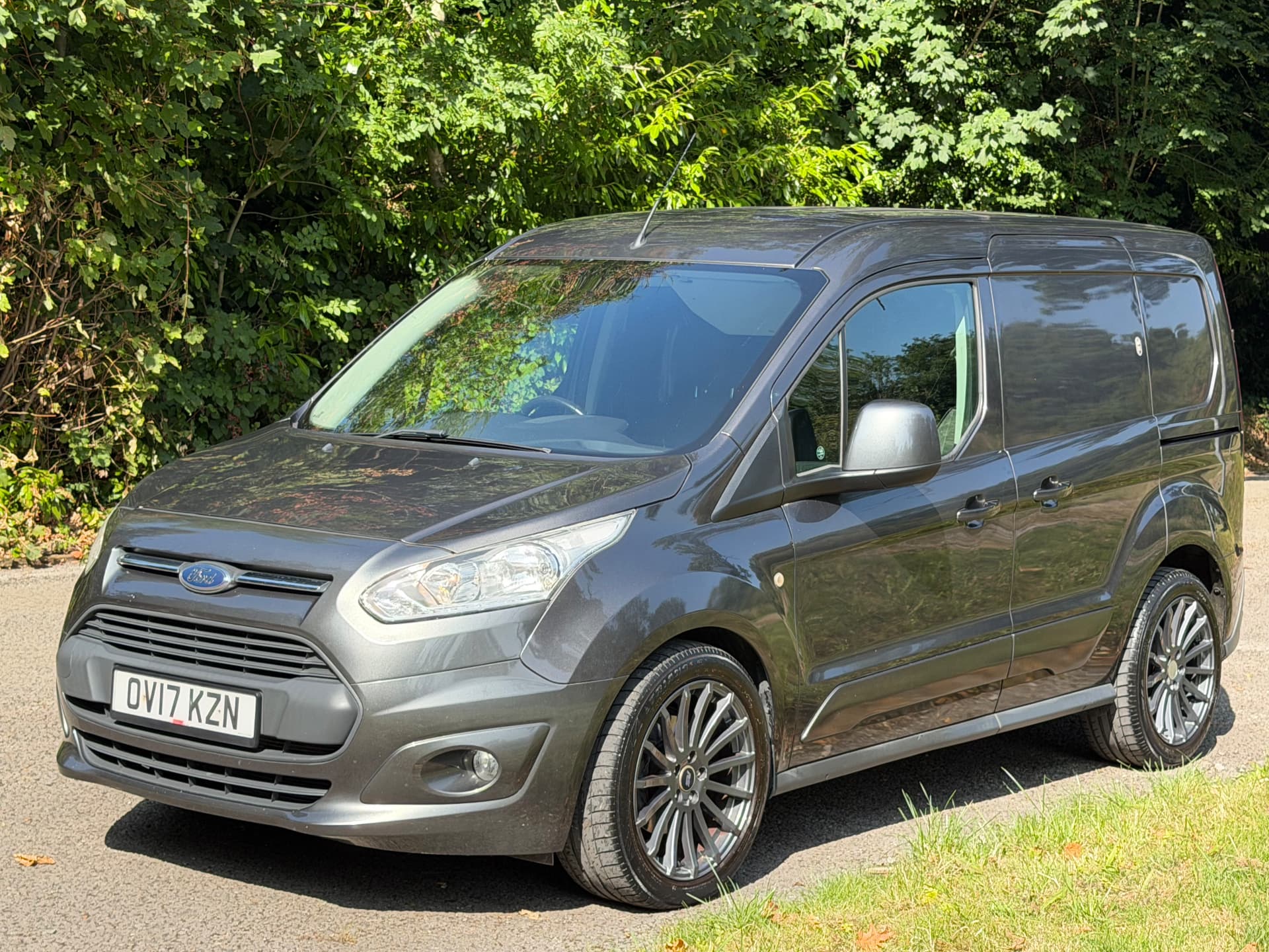 2017 Ford Transit Connect 200 Trend — photo 3 of 20
